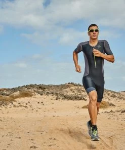 Zone 3 Zone3 - 2023 - Aquaflo Plus Short Sleeve Trisuit - Men's 15 Zone 3 Zone3 - 2023 - Aquaflo Plus Short Sleeve Trisuit - Men's -ZONE3 shop Aquaflo 25copy 52189.1675080420