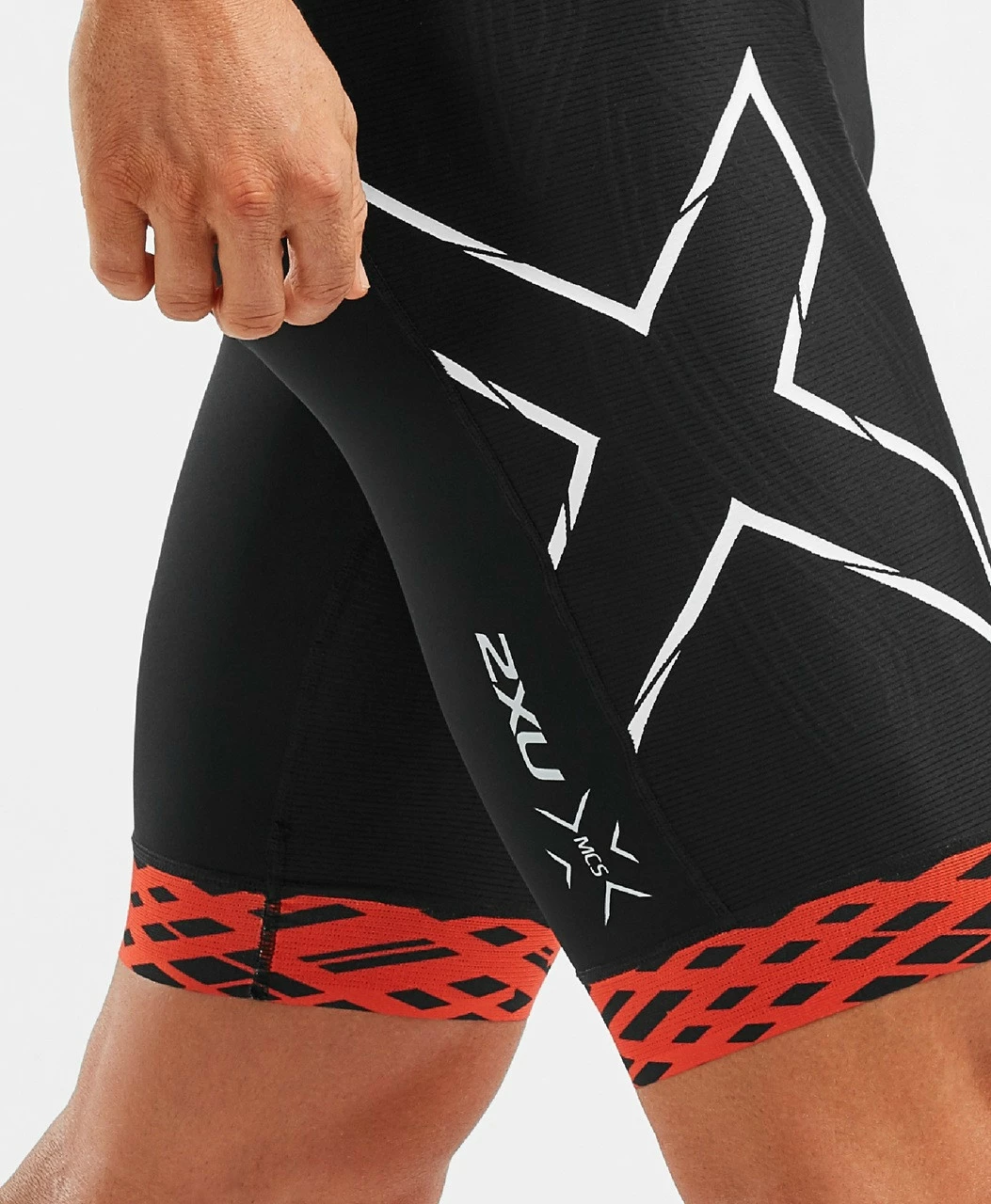 2XU - Compression Full Zip Sleeved Trisuit - Men's 12 2XU - Compression Full Zip Sleeved Trisuit - Men's - Image 12