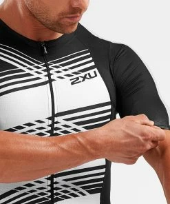 2XU - Compression Sleeved Top - Men's 34 2XU - Compression Sleeved Top - Men's -ZONE3 shop MT5518a BLK BWL 03 15722.1664195202