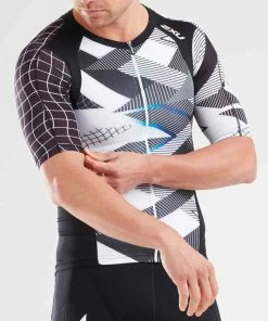 2XU - Men's Compression Sleeved Top