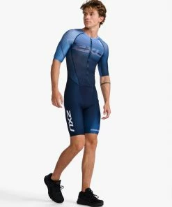 2XU - Aero Sleeved Trisuit - Men's - Midnight/Turmeric 16 2XU - Aero Sleeved Trisuit - Men's - Midnight/Turmeric -ZONE3 shop MT6426d MDN TUR 43 18918.1655980267