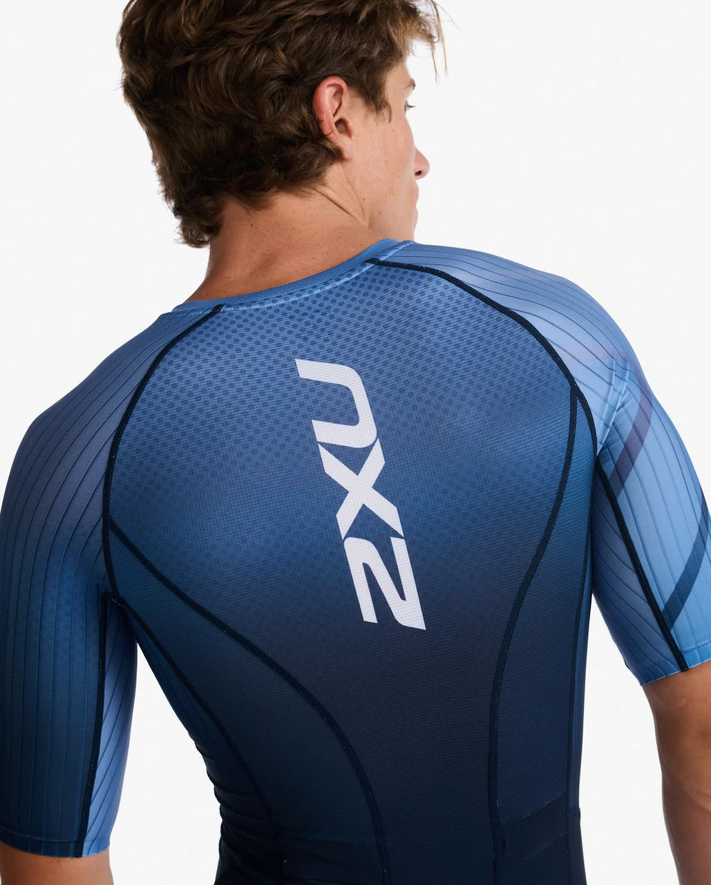 2XU - Aero Sleeved Trisuit - Men's - Midnight/Turmeric 6 2XU - Aero Sleeved Trisuit - Men's - Midnight/Turmeric - Image 6