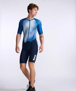 2XU - Aero Sleeved Trisuit - Men's - Midnight/White - 2023 44 2XU - Aero Sleeved Trisuit - Men's - Midnight/White - 2023 -ZONE3 shop MT6426d MDN WHT 12 43817.1666343157