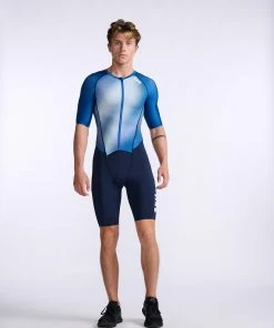 2XU - Aero Sleeved Trisuit - Men's - Midnight/White - 2023 36 2XU - Aero Sleeved Trisuit - Men's - Midnight/White - 2023 -ZONE3 shop MT6426d MDN WHT 13 51080.1666343157