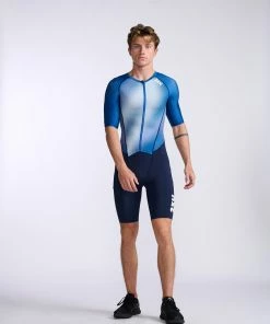 2XU - Aero Sleeved Trisuit - Men's - Midnight/White - 2023 37 2XU - Aero Sleeved Trisuit - Men's - Midnight/White - 2023 -ZONE3 shop MT6426d MDN WHT 16 43810.1666343157