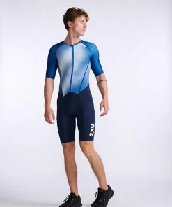 2XU - Aero Sleeved Trisuit - Men's - Midnight/White - 2023 42 2XU - Aero Sleeved Trisuit - Men's - Midnight/White - 2023 -ZONE3 shop MT6426d MDN WHT 19 04494.1666343157
