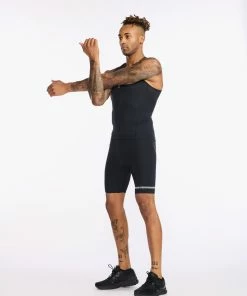 2XU - Aero Tri Singlet - Men's - Black/White - 2023 24 2XU - Aero Tri Singlet - Men's - Black/White - 2023 -ZONE3 shop MT6428a BLK WHT 07 13537.1658399022