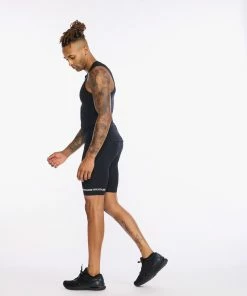 2XU - Aero Tri Singlet - Men's - Black/White - 2023 33 2XU - Aero Tri Singlet - Men's - Black/White - 2023 -ZONE3 shop MT6428a BLK WHT 16 55994.1658399022