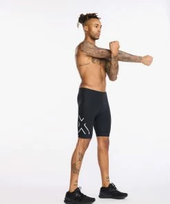 2XU - Core Tri Short - Men's - Black/White - 2023 25 2XU - Core Tri Short - Men's - Black/White - 2023 -ZONE3 shop MT6439b BLK WHT 10 49705.1651831106