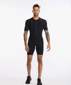 2XU - Light Speed Tech Sleeved Trisuit - Men's - Black/Gold - 2023 37 2XU - Light Speed Tech Sleeved Trisuit - Men's - Black/Gold - 2023 -ZONE3 shop MT6633d BLK GLD 02 25701.1653898730