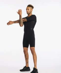 2XU - Light Speed Tech Sleeved Trisuit - Men's - Black/Gold - 2023 41 2XU - Light Speed Tech Sleeved Trisuit - Men's - Black/Gold - 2023 -ZONE3 shop MT6633d BLK GLD 05 1 36913.1653898730