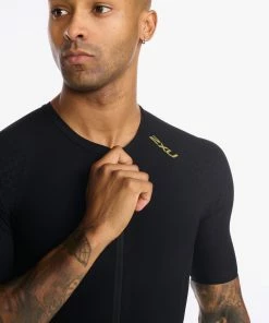 2XU - Light Speed Tech Sleeved Trisuit - Men's - Black/Gold - 2023 66 2XU - Light Speed Tech Sleeved Trisuit - Men's - Black/Gold - 2023 -ZONE3 shop MT6633d BLK GLD 16 70376.1653898730