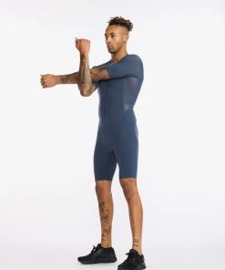 2XU - Light Speed Tech Sleeved Trisuit - Men's - Outerspace/White - 2023 20 2XU - Light Speed Tech Sleeved Trisuit - Men's - Outerspace/White - 2023 -ZONE3 shop MT6633d OUT WHT 05 77193.1653898747