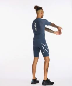 2XU - Light Speed Tech Sleeved Trisuit - Men's - Outerspace/White - 2023 29 2XU - Light Speed Tech Sleeved Trisuit - Men's - Outerspace/White - 2023 -ZONE3 shop MT6633d OUT WHT 09 99562.1653898747