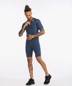 2XU - Light Speed Tech Sleeved Trisuit - Men's - Outerspace/White - 2023 32 2XU - Light Speed Tech Sleeved Trisuit - Men's - Outerspace/White - 2023 -ZONE3 shop MT6633d OUT WHT 13 92922.1653898747