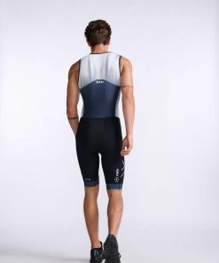 2XU - Light Speed Front Zip Trisuit - Men's - Midnight/White - 2023 29 2XU - Light Speed Front Zip Trisuit - Men's - Midnight/White - 2023 -ZONE3 shop MT6660d MDN WHT 06 12511.1666343114