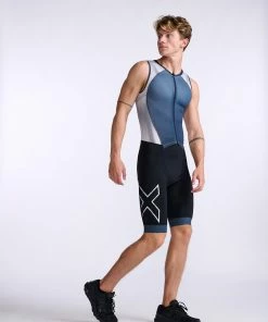2XU - Light Speed Front Zip Trisuit - Men's - Midnight/White - 2023 39 2XU - Light Speed Front Zip Trisuit - Men's - Midnight/White - 2023 -ZONE3 shop MT6660d MDN WHT 14 26367.1666343114