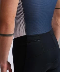 2XU - Light Speed Front Zip Trisuit - Men's - Midnight/White - 2023 44 2XU - Light Speed Front Zip Trisuit - Men's - Midnight/White - 2023 -ZONE3 shop MT6660d MDN WHT 22 91063.1666343115