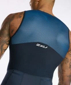 2XU - Light Speed Front Zip Trisuit - Men's - Outerspace/White 34 2XU - Light Speed Front Zip Trisuit - Men's - Outerspace/White -ZONE3 shop MT6660d OUT WHT 17 79417.1652689604