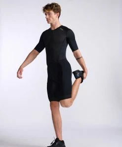 2XU - Light Speed Sleeved Trisuit - Men's - Black/Gold - 2023 -ZONE3 shop MT7019d BLK GLD 05 29609.1666343091