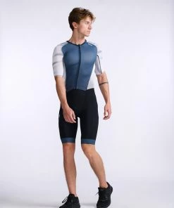 2XU - Light Speed Sleeved Trisuit - Men's - Midnight/White - 2023 -ZONE3 shop MT7019d MDN WHT 11 14065.1666343085