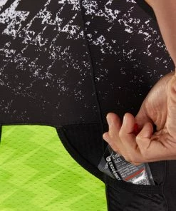 Zoot - Ultra Tri Tank - Men's - * 8 Zoot - Ultra Tri Tank - Men's - * -ZONE3 shop M Ultra Tri Tank DETAIL1 96798.1552909969