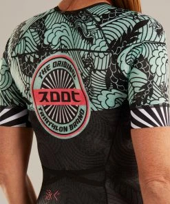 Zoot - LTD Tri Aero Short Sleeve Race Suit - Tokyo White Rays - Women's -ZONE3 shop WLTDTokyoTriSSAeroSuitDetail4 4 04103.1567071123