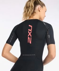 2XU - Aero Sleeved Trisuit - Women's - Black/Hyper Coral -ZONE3 shop WT6431d BLK HYC 25 90400.1652774385