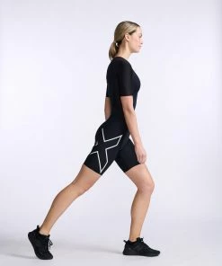 2XU - Aero Sleeved Trisuit - Women's - Black/White - 2023 -ZONE3 shop WT6431d BLK WHT 14 17709.1666344696