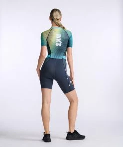 2XU - Aero Sleeved Trisuit - Women's - India Ink/White - 2023 53 2XU - Aero Sleeved Trisuit - Women's - India Ink/White - 2023 -ZONE3 shop WT6431d IDK WHT 08 53739.1666344704