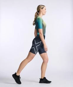 2XU - Aero Sleeved Trisuit - Women's - India Ink/White - 2023 52 2XU - Aero Sleeved Trisuit - Women's - India Ink/White - 2023 -ZONE3 shop WT6431d IDK WHT 12 38885.1666344704