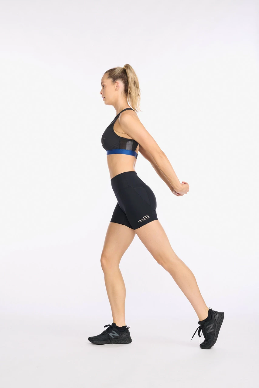 2XU - Aero Tri Crop - Women's - Black/White - 2023 4 2XU - Aero Tri Crop - Women's - Black/White - 2023 - Image 4