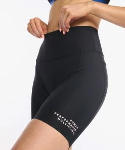 2XU - Aero 7 Inch Tri Short - Women's - Black/Peach Whip 39 2XU - Aero 7 Inch Tri Short - Women's - Black/Peach Whip -ZONE3 shop WT6435b BLK PCW 19 53903.1646143112