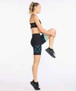 2XU - Core 7 Inch Tri Short - Women's - Black/Porcelain -ZONE3 shop WT6442b BLK PRC 11 90792.1645198481