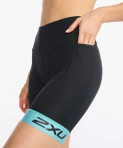 2XU - Core 7 Inch Tri Short - Women's - Black/Porcelain -ZONE3 shop WT6442b BLK PRC 22 73977.1645198482