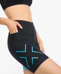 2XU - Core 7 Inch Tri Short - Women's - Black/Porcelain -ZONE3 shop WT6442b BLK PRC 23 75240.1645198482