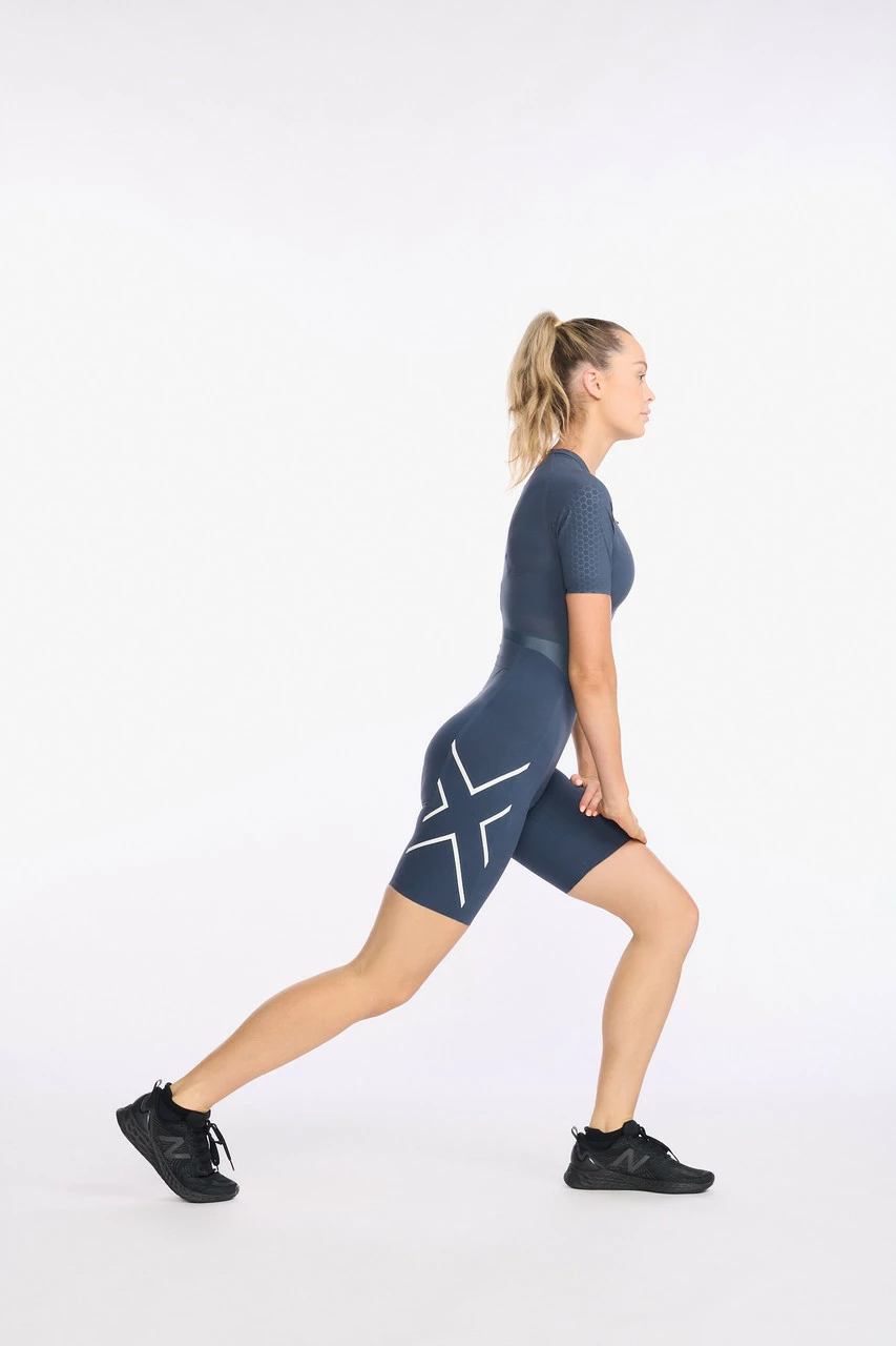 2XU - Light Speed Tech Sleeved Trisuit - Women's - Outerspace/White Reflective - 2023 11 2XU - Light Speed Tech Sleeved Trisuit - Women's - Outerspace/White Reflective - 2023 - Image 11
