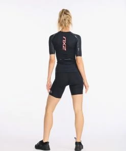 2XU - Aero Tri Sleeved Top - Women's - Black/Hyper Coral 31 2XU - Aero Tri Sleeved Top - Women's - Black/Hyper Coral -ZONE3 shop WT6666a BLK HYC 09 84440.1645198506