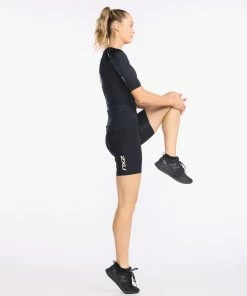 2XU - Aero Tri Sleeved Top - Women's - Black/Hyper Coral 30 2XU - Aero Tri Sleeved Top - Women's - Black/Hyper Coral -ZONE3 shop WT6666a BLK HYC 11 14047.1645198506