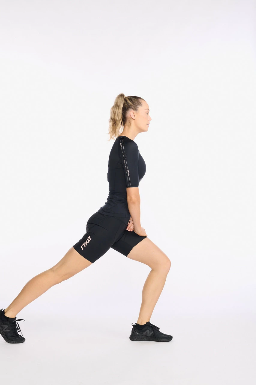 2XU - Aero Tri Sleeved Top - Women's - Black/Hyper Coral 6 2XU - Aero Tri Sleeved Top - Women's - Black/Hyper Coral - Image 6