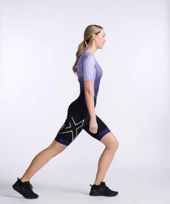 2XU - Light Speed Sleeved Trisuit - Women's - Parachute/White - 2023 -ZONE3 shop WT7018d PAR WHT 12 35103.1666342822